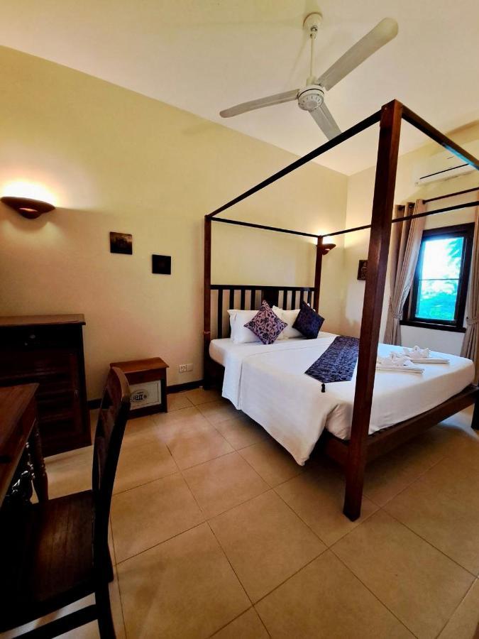 Den Hotel Totonou Сиемрип Экстерьер фото